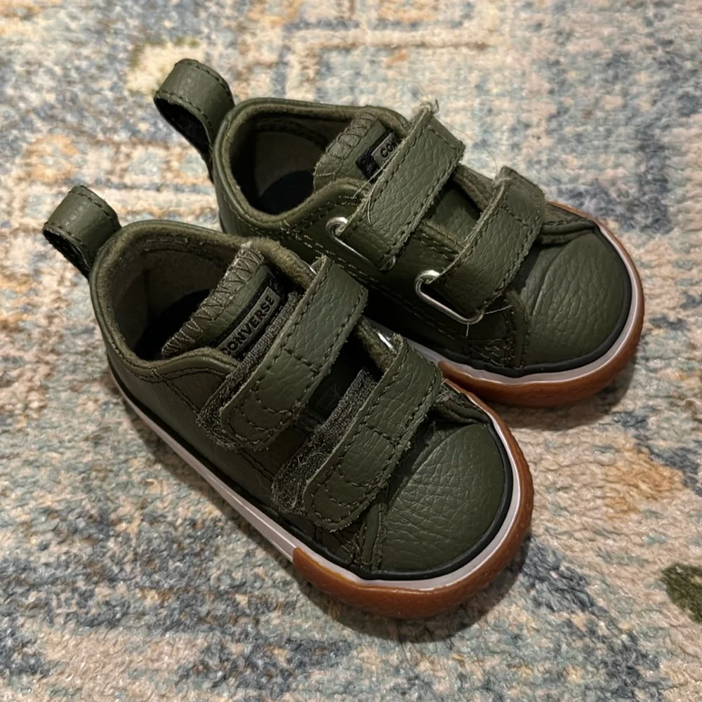 Converse Kids Olive Green Double Velcro Sneakers with Gum Sole